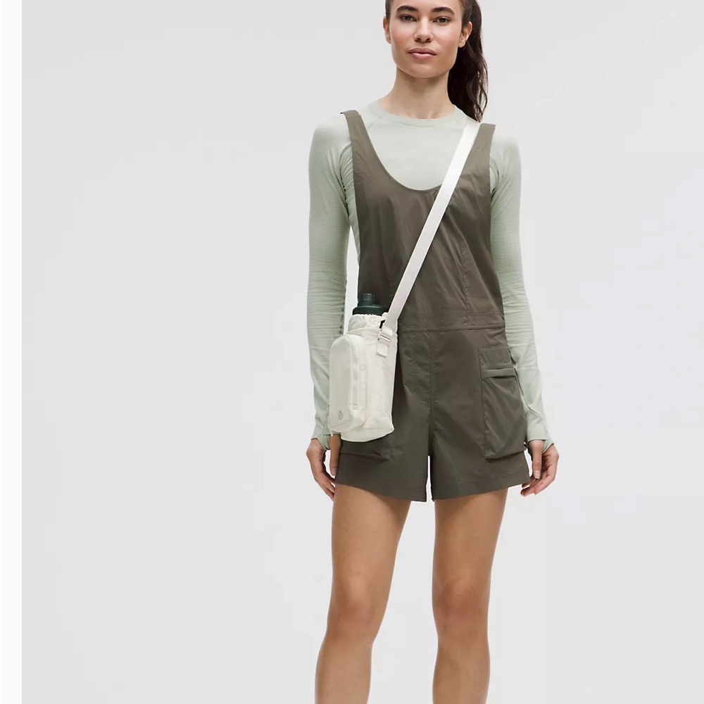 LuluLemon Glyde Cargo Hiking Sleeveless Romper